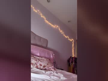 slutty bunny live cam video preview