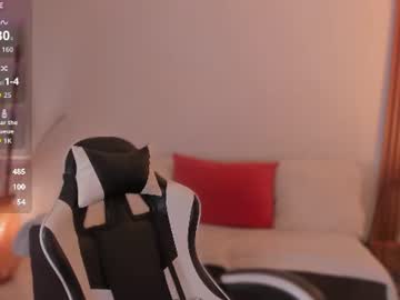 Lizzy Colins video