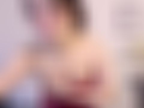 keleigho92 webcam profile - British