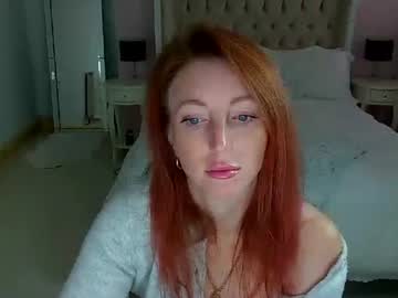 Red - https://onlyfans.com/secret_girlnext_door White webcam from United Kingdom